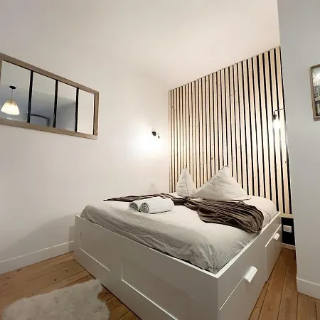 Aristide Briand 公寓 *